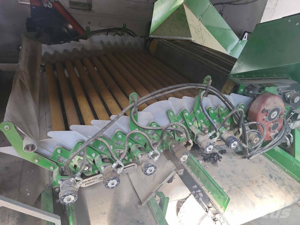 Pióro KMR 20 SS 3H unloading bin Машини та обладнання для обробки і зберігання зерна - Інші