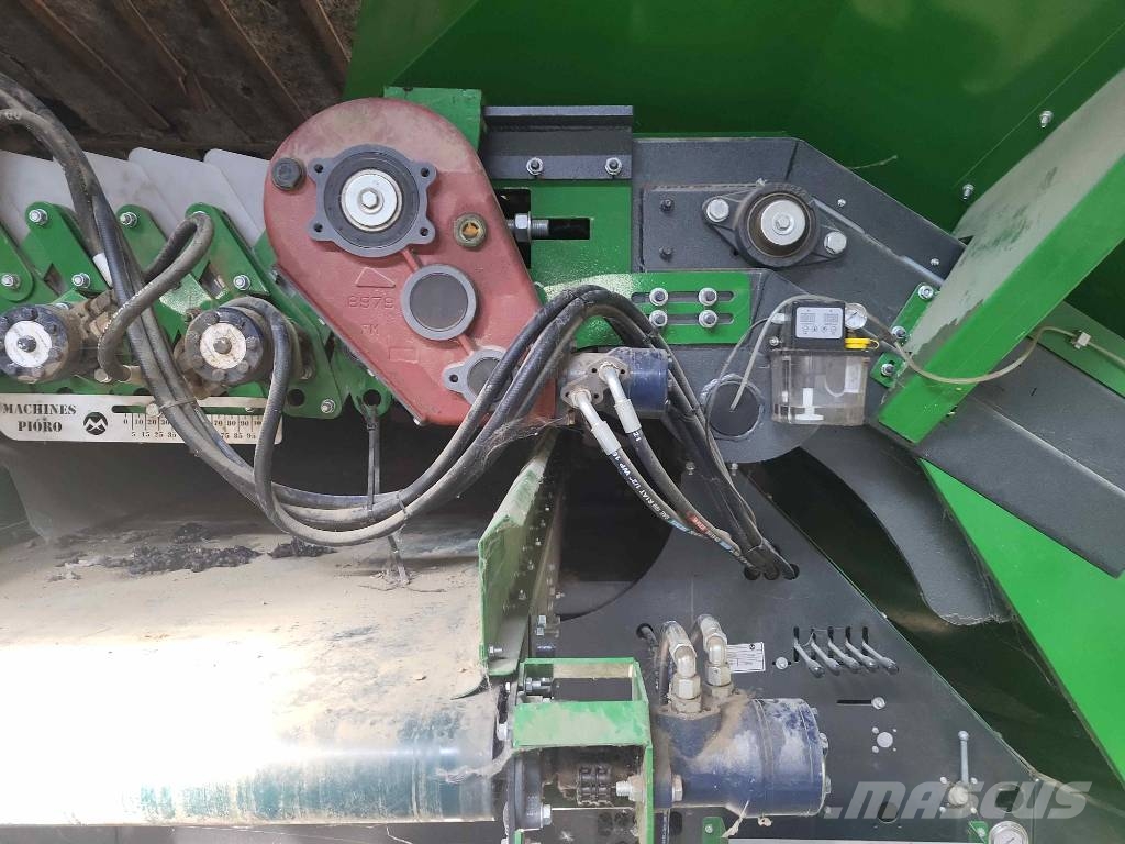 Pióro KMR 20 SS 3H unloading bin Машини та обладнання для обробки і зберігання зерна - Інші