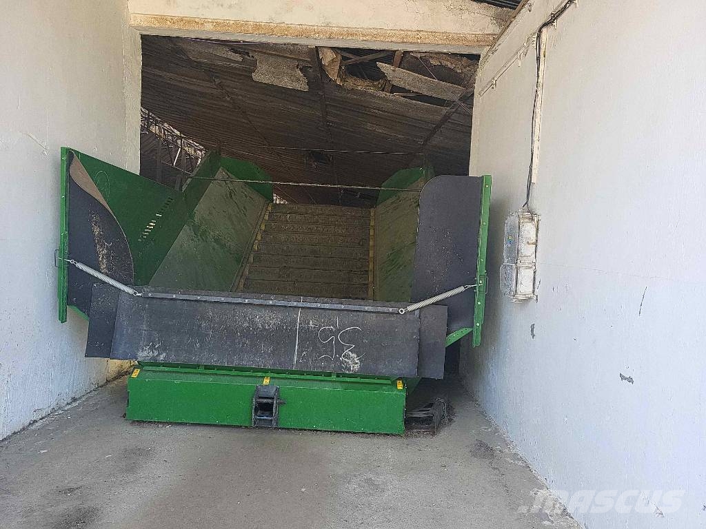 Pióro KMR 20 SS 3H unloading bin Машини та обладнання для обробки і зберігання зерна - Інші