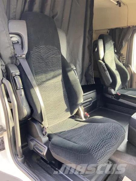 Mercedes-Benz Actros 1840 LS Standard Euro 6 曳引機組件