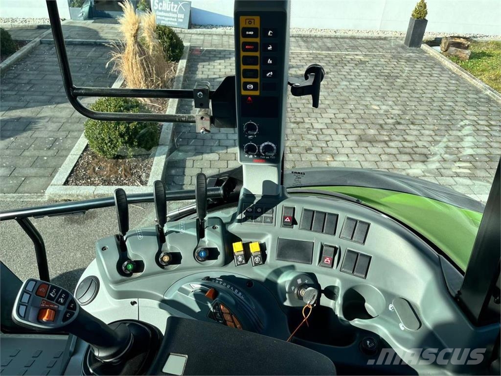 CLAAS Arion 420 Cis mit Frontzapfwelle Tractors