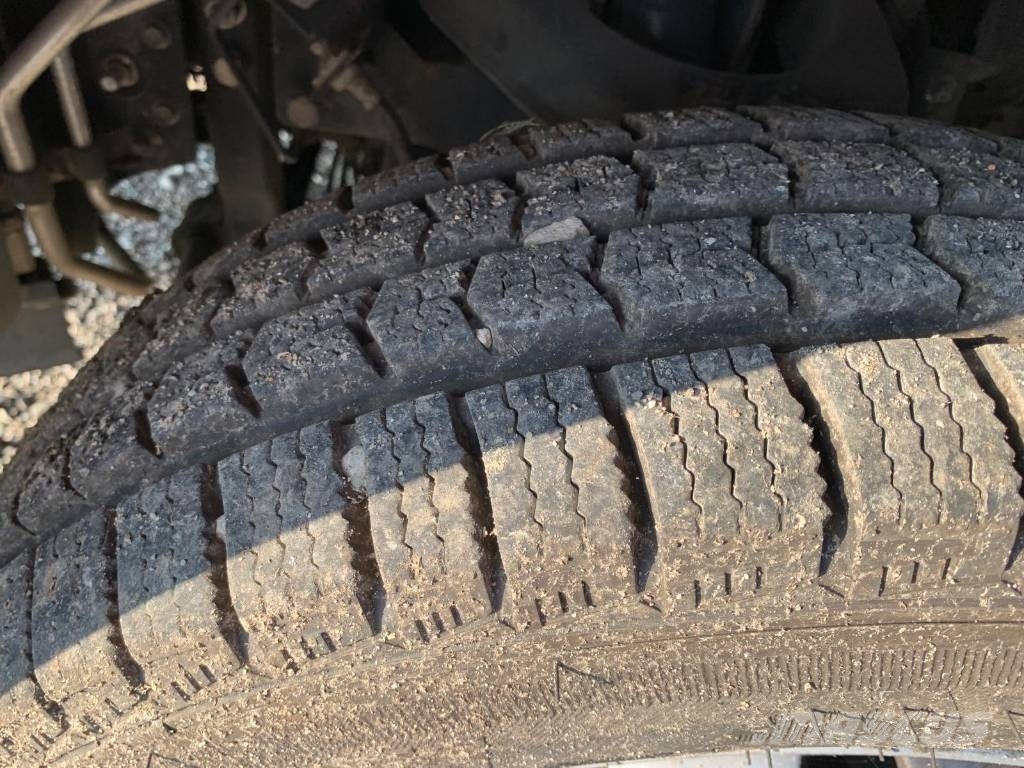 Nissan CABSTAR 35.12 NT400 Caminhões basculantes