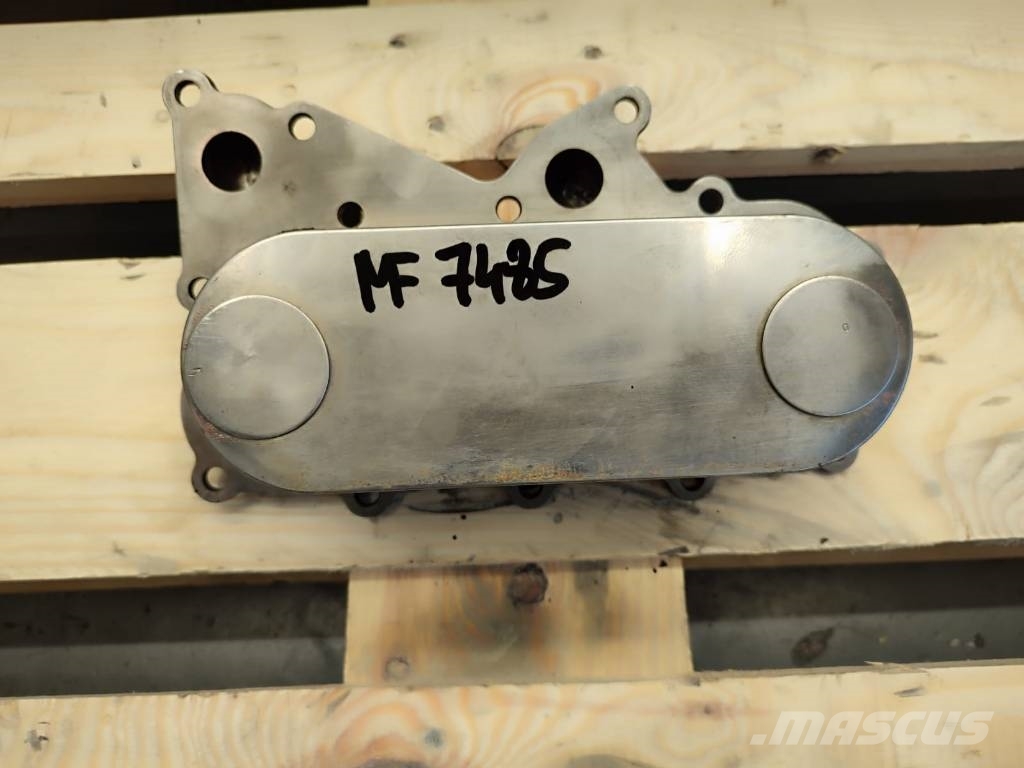 Massey Ferguson Heat exchanger 19262467A1 Massey Ferguson 7485 Radiatorer