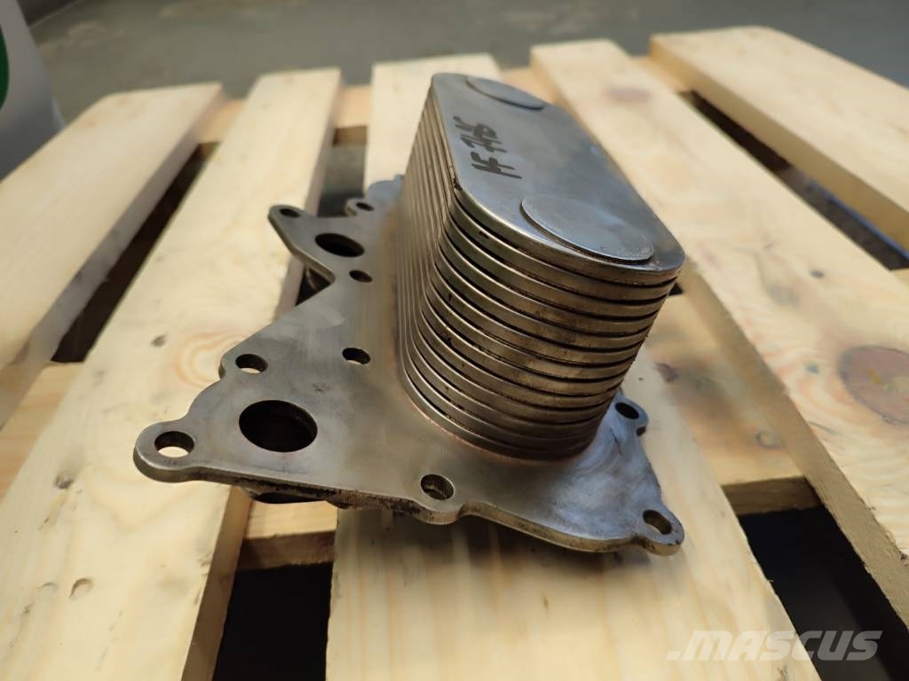 Massey Ferguson Heat exchanger 19262467A1 Massey Ferguson 7485 Radiatorer
