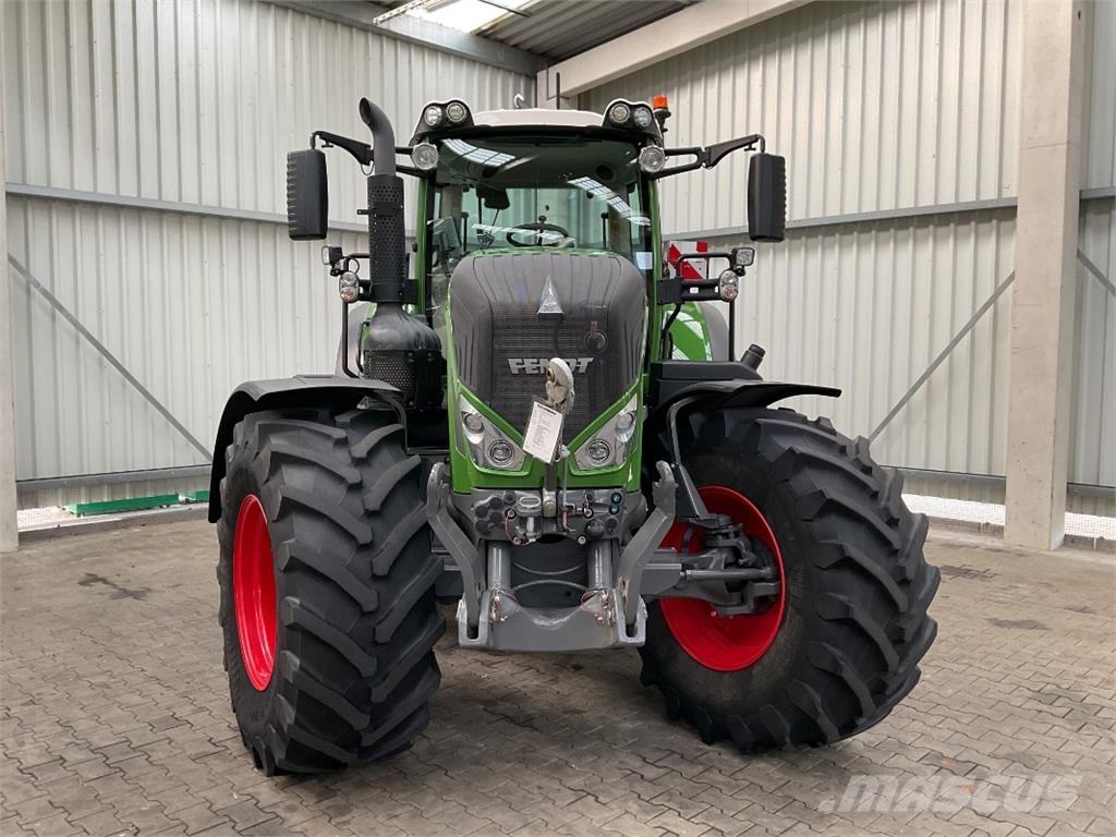 Fendt 828 VARIO Profi Plus الجرارات