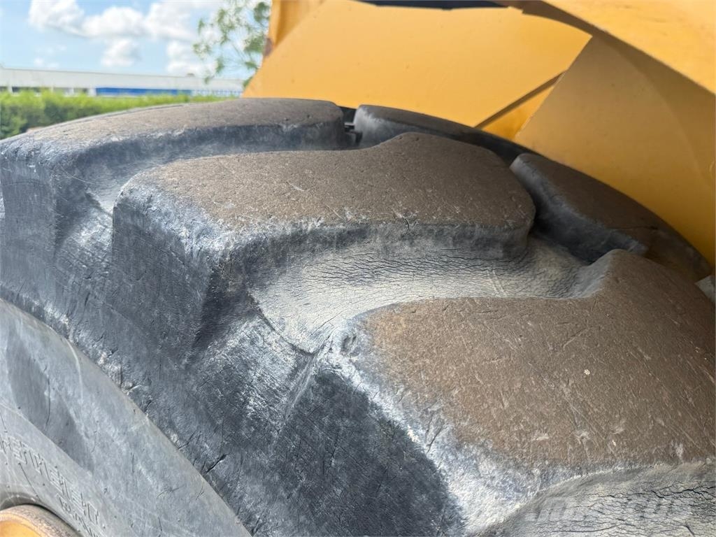 CAT 966K Wielladers