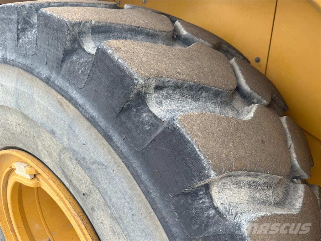 CAT 966K Wielladers
