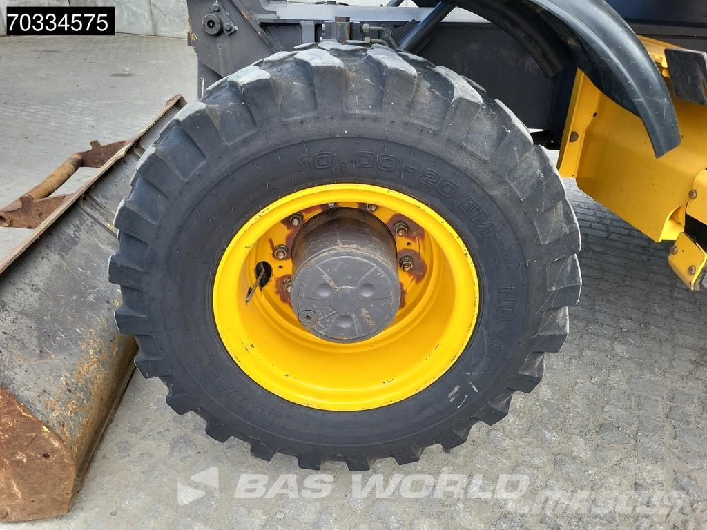 Volvo EW140 D Outriggers + Blade 旋轉式挖土機/掘鑿機/挖掘機