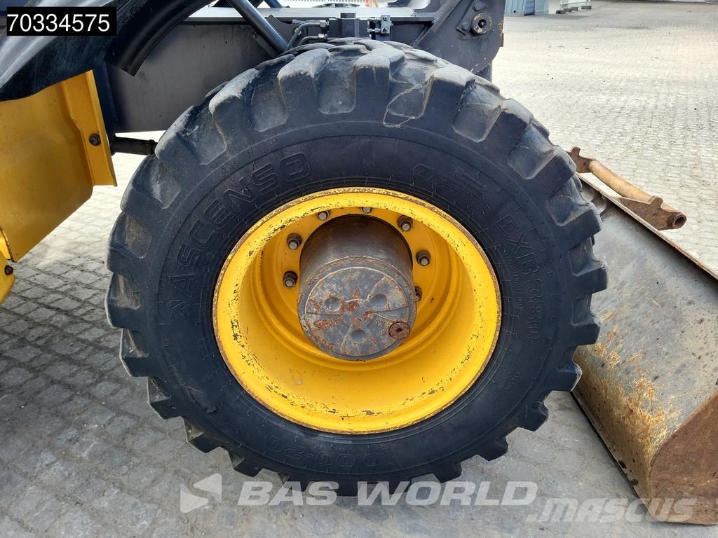 Volvo EW140 D Outriggers + Blade 旋轉式挖土機/掘鑿機/挖掘機