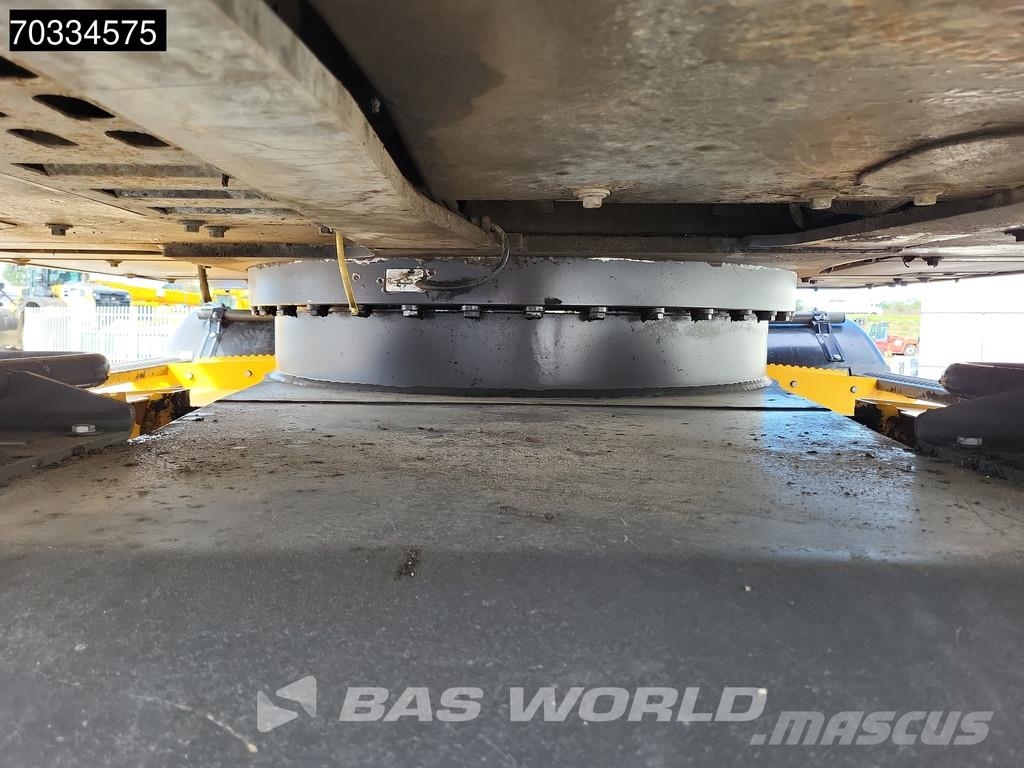 Volvo EW140 D Outriggers + Blade 旋轉式挖土機/掘鑿機/挖掘機