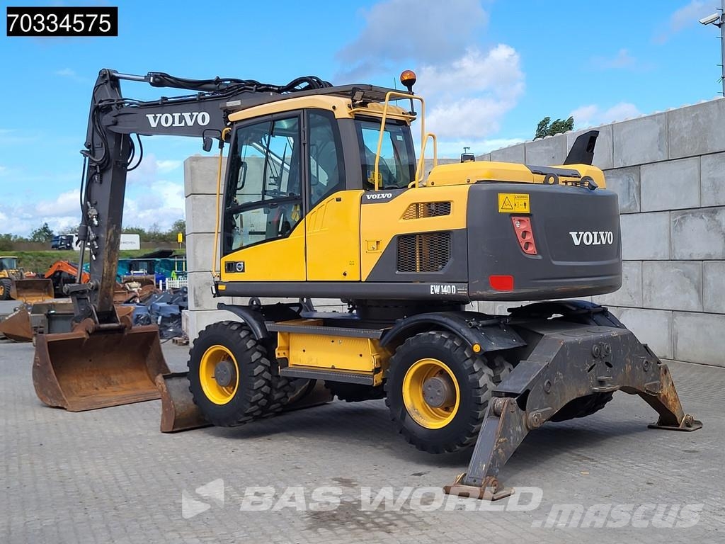 Volvo EW140 D Outriggers + Blade 旋轉式挖土機/掘鑿機/挖掘機