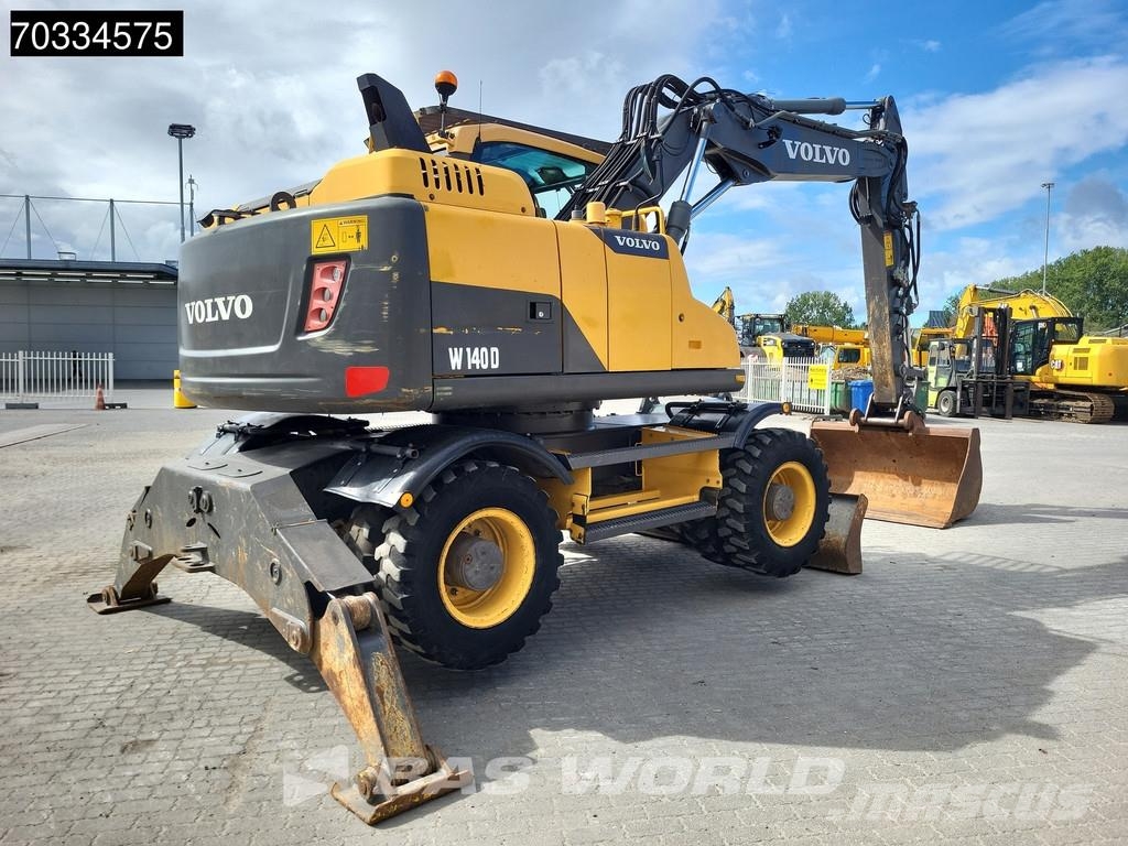 Volvo EW140 D Outriggers + Blade 旋轉式挖土機/掘鑿機/挖掘機