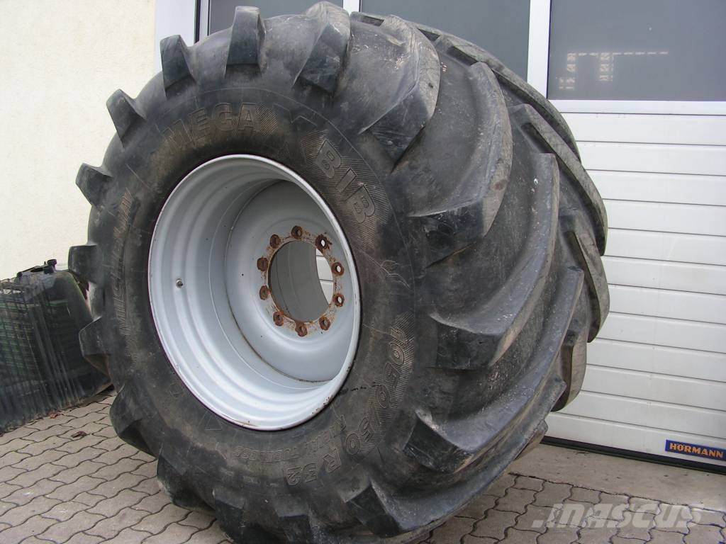 Michelin MEGA X BIB 1050/50R32 Pneumatici, ruote e cerchioni