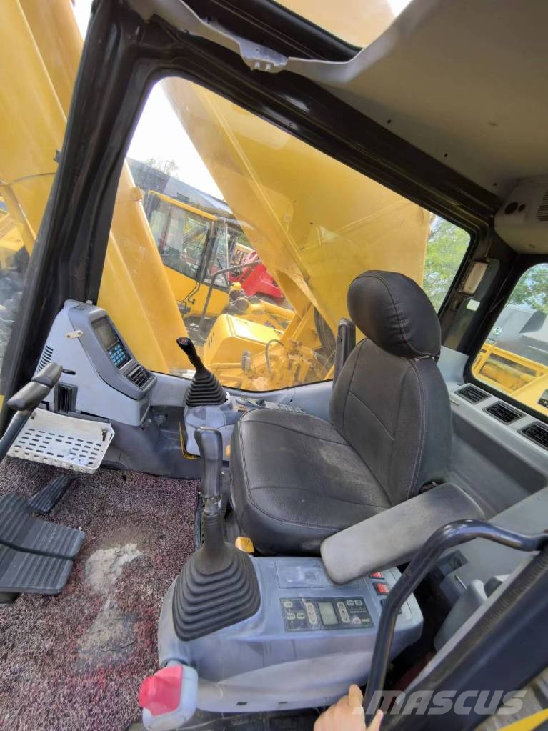 Komatsu PC 800 Гусеничні екскаватори