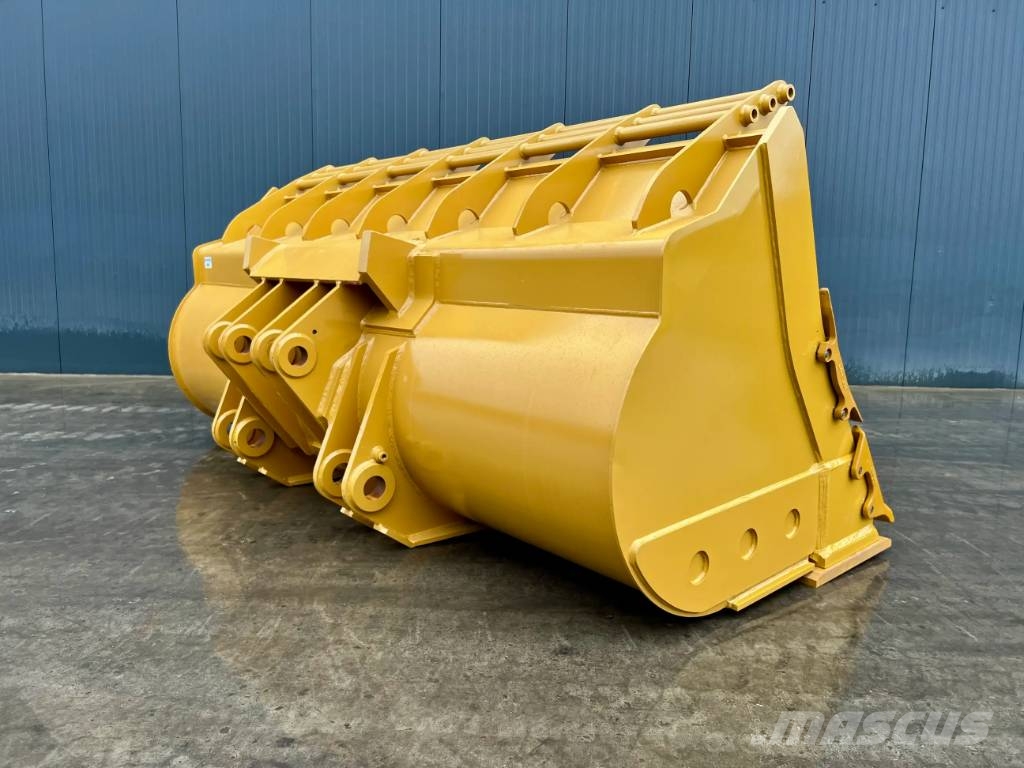 CAT 980H incl. cutting edge + side protectors Bakken