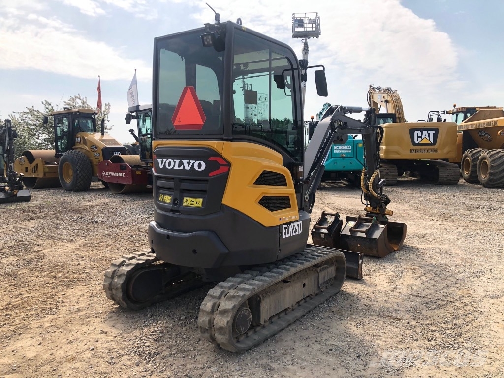 Volvo ECR 25 D Mini ekskavatörler, 7 tona dek