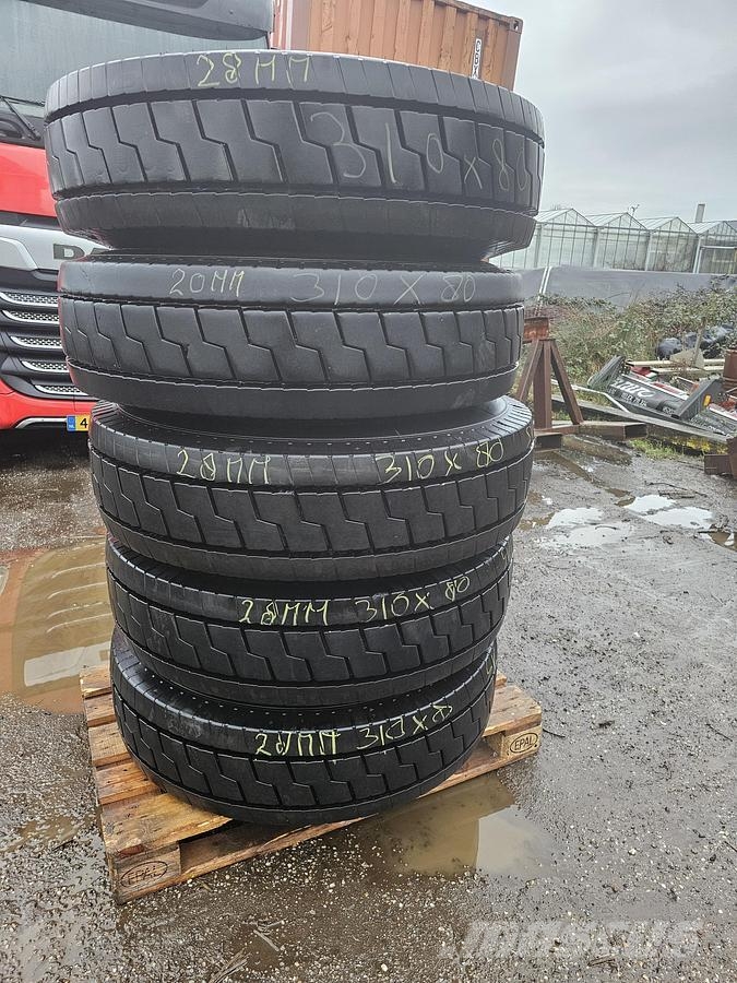 Michelin terminal tractor tires - 310/80R22.5 Däck, hjul och fälgar