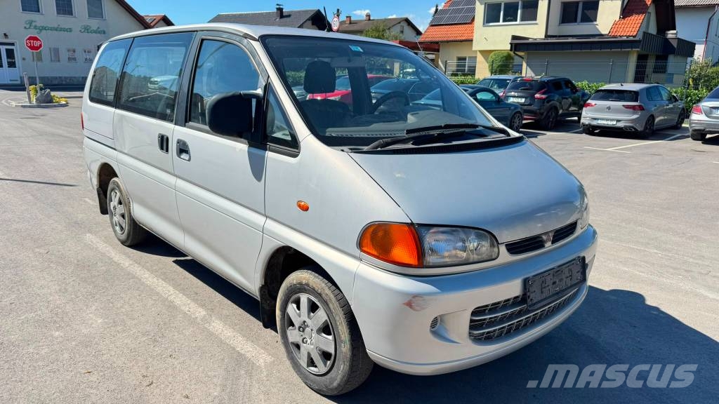 Mitsubishi SPACE GEAR 2.0 - PETROL - 5 DOORS - AC Cars
