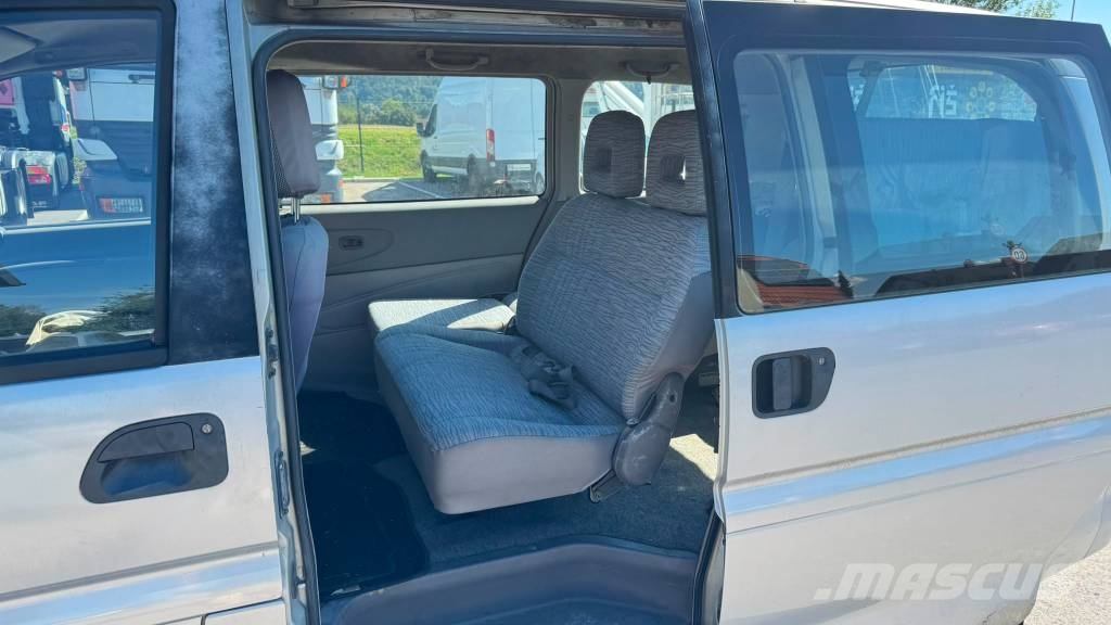 Mitsubishi SPACE GEAR 2.0 - PETROL - 5 DOORS - AC Cars
