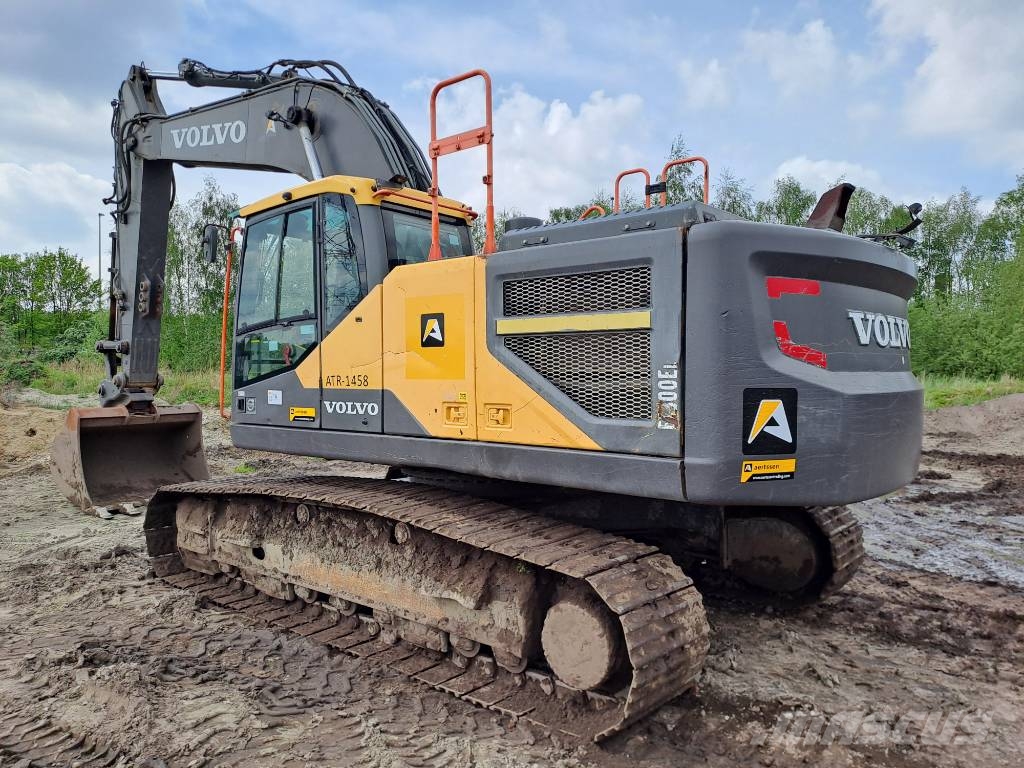 Volvo EC300EL Bageri gusjeničari