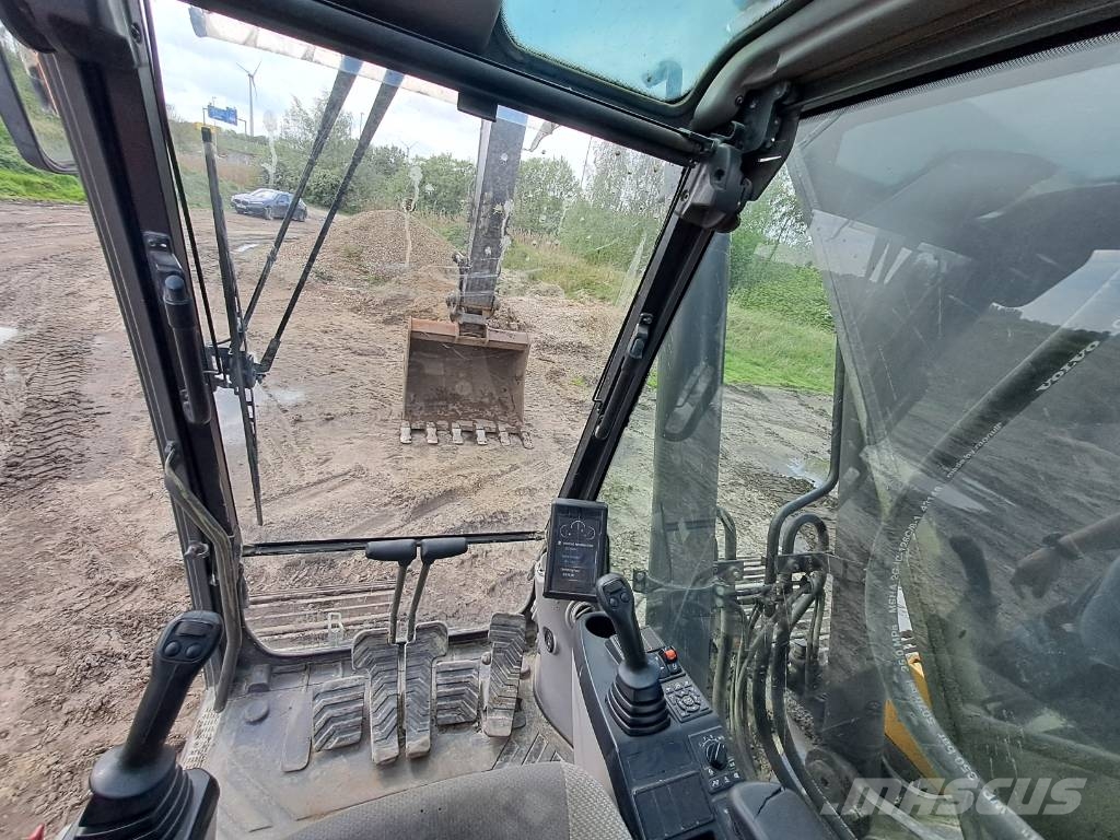 Volvo EC300EL Bageri gusjeničari
