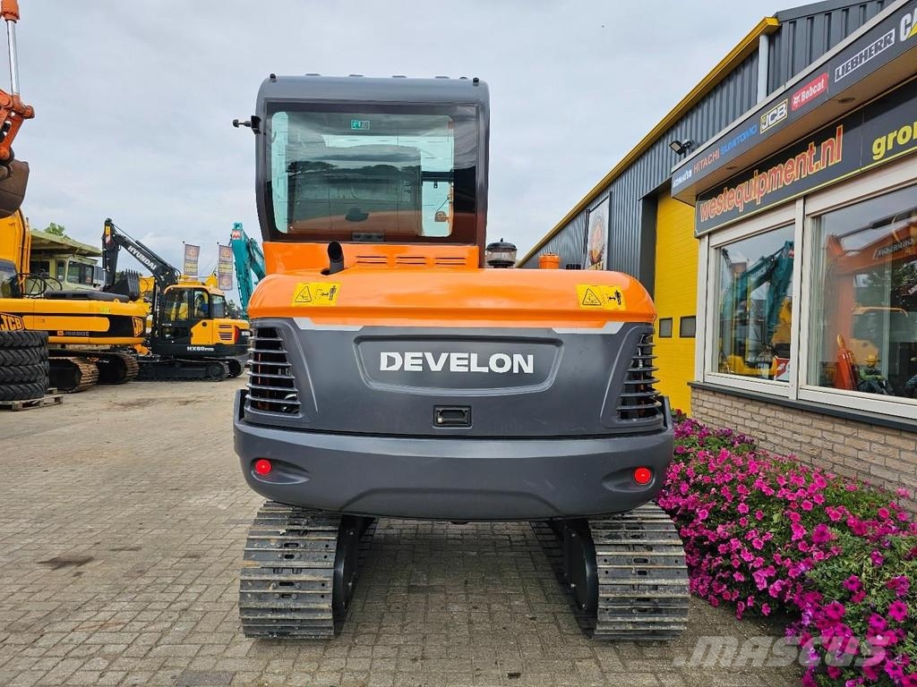 Develon DX60E-10N حفارات صغيرة أقل من 7 طن (حفارات صغيرة)
