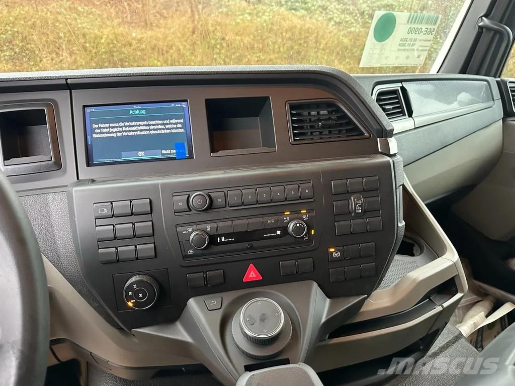 MAN TGS 33.440 MAN TGS 33.440 6x6 Kran HIAB X-HiPro 30 All-Terrain-Krane