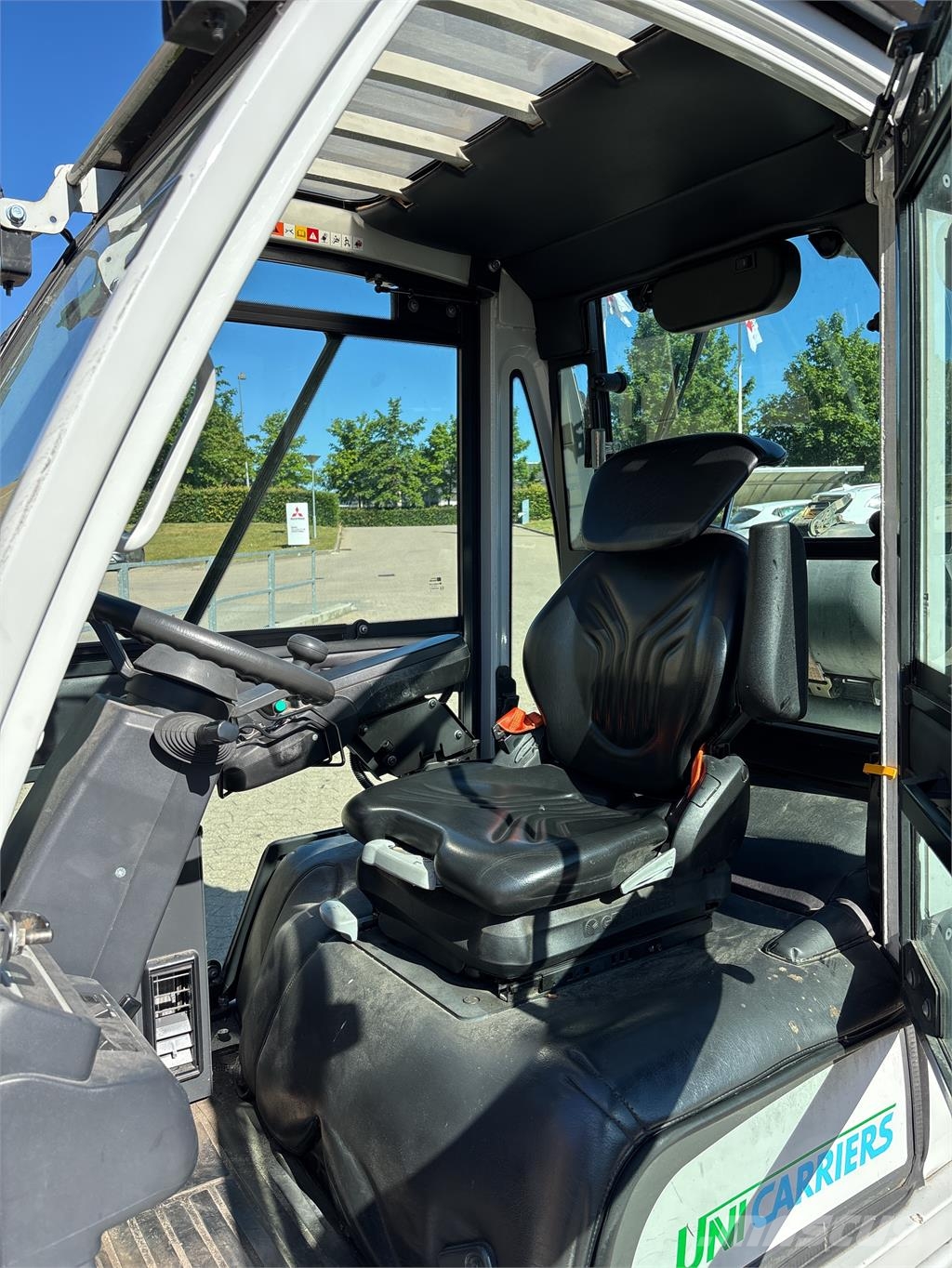 UniCarriers DX32 LPG forklifts