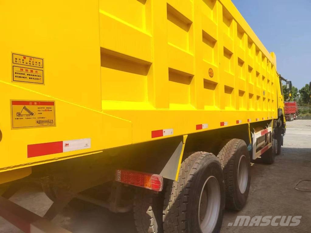 Howo 371 8x4 Camion ribaltabili