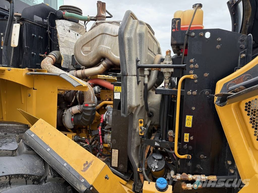 CAT 950M Wielladers