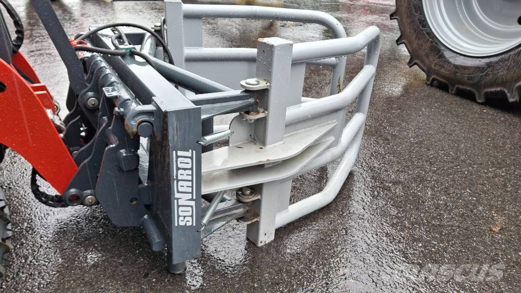 SONAROL paalipihti kuin uusi Euro sovitteella Accesorios para maquinaria de heno y forraje