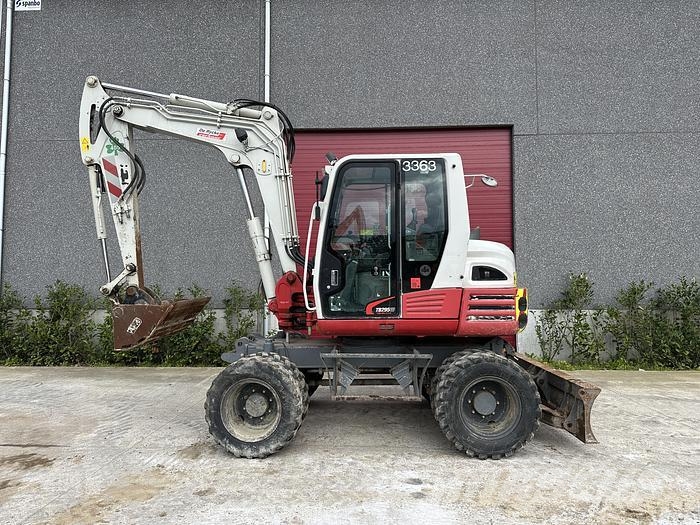 Takeuchi TB295W 轮式挖掘机