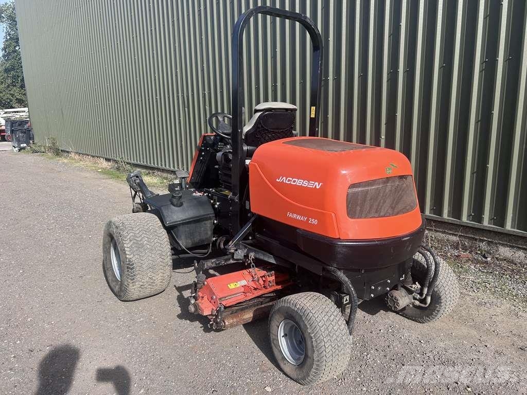 Jacobsen 250 Kaszák