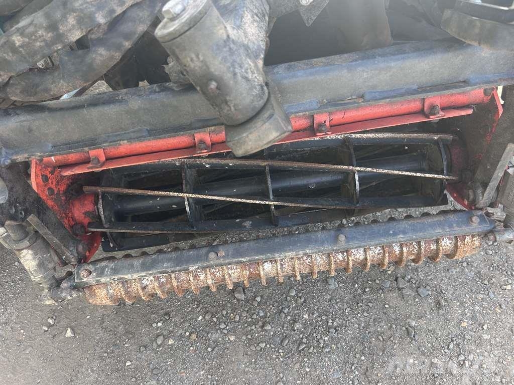 Jacobsen 250 Kaszák