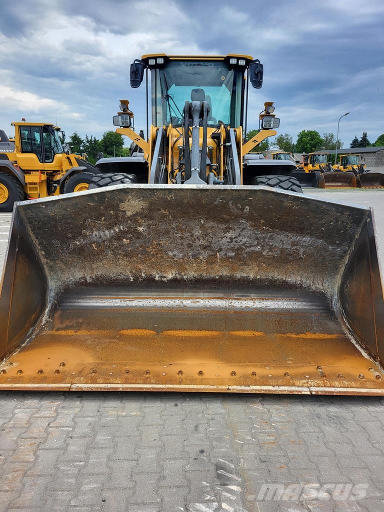 Volvo L110H2 لوادر بعجل