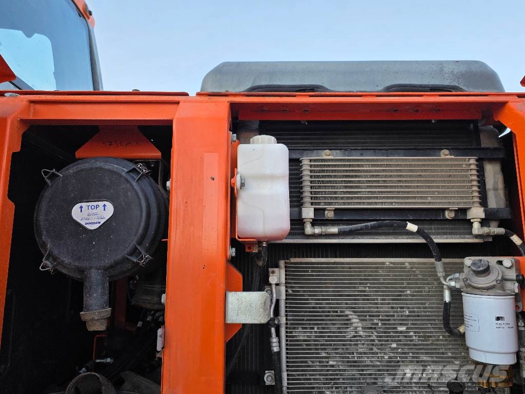 Doosan DX 180LC-3, 2012 ROK 대형 굴삭기 29톤 이상