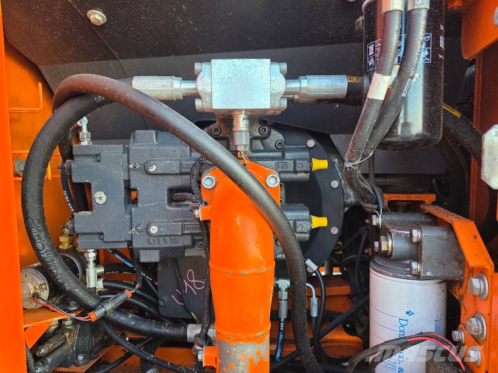 Doosan DX 180LC-3, 2012 ROK 대형 굴삭기 29톤 이상