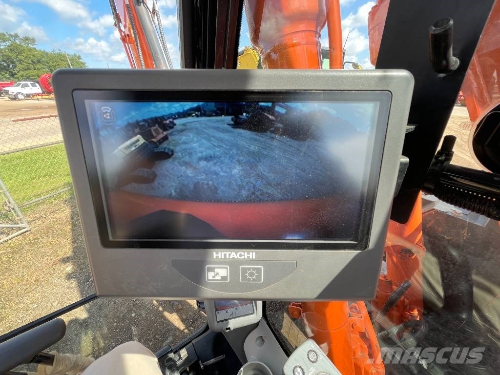 Hitachi ZX 135 US-6 Escavadeiras de esteiras