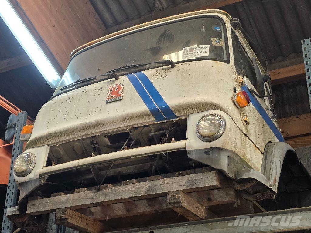 Bedford MJP2 Kabine i unutrašnjost