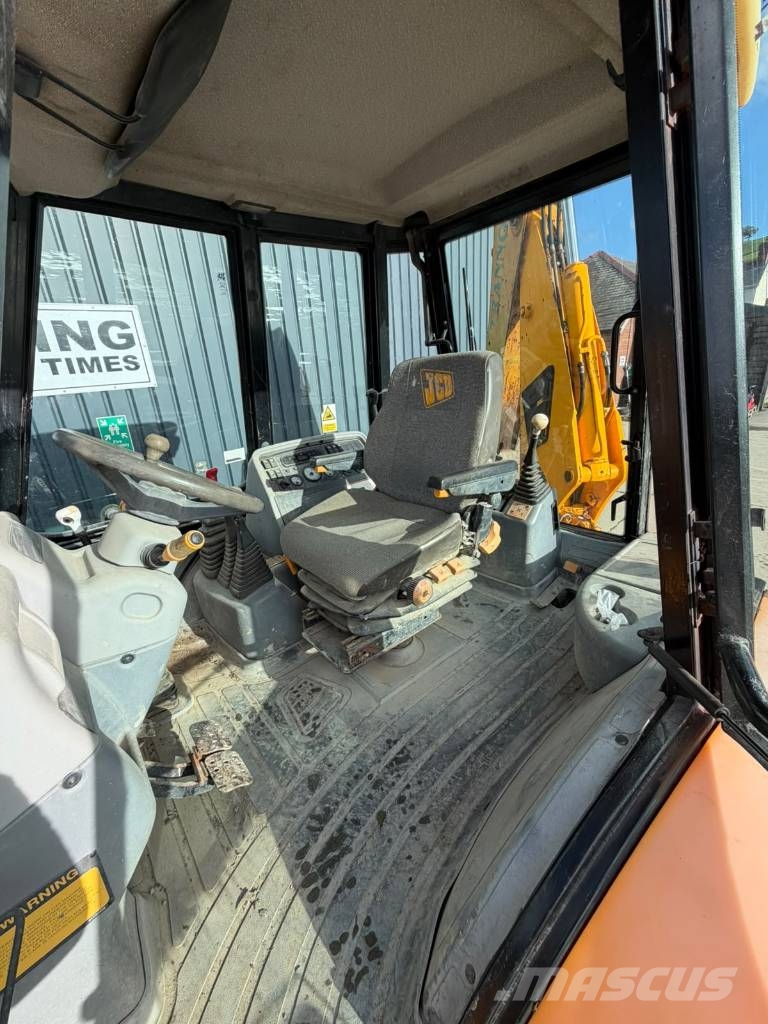 JCB 3 CX لوادر ذات جرافات عكسية