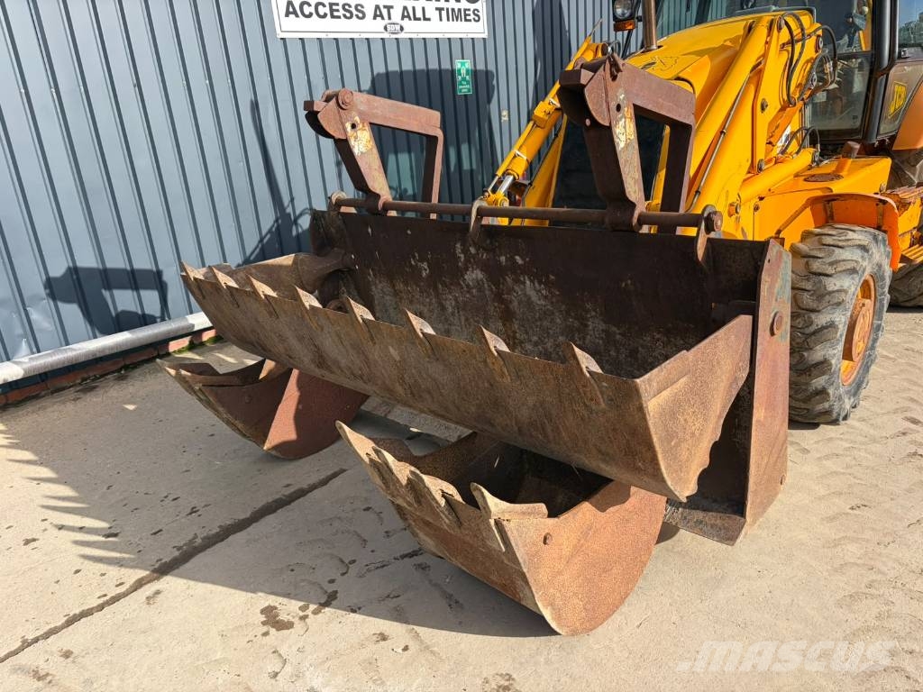 JCB 3 CX لوادر ذات جرافات عكسية