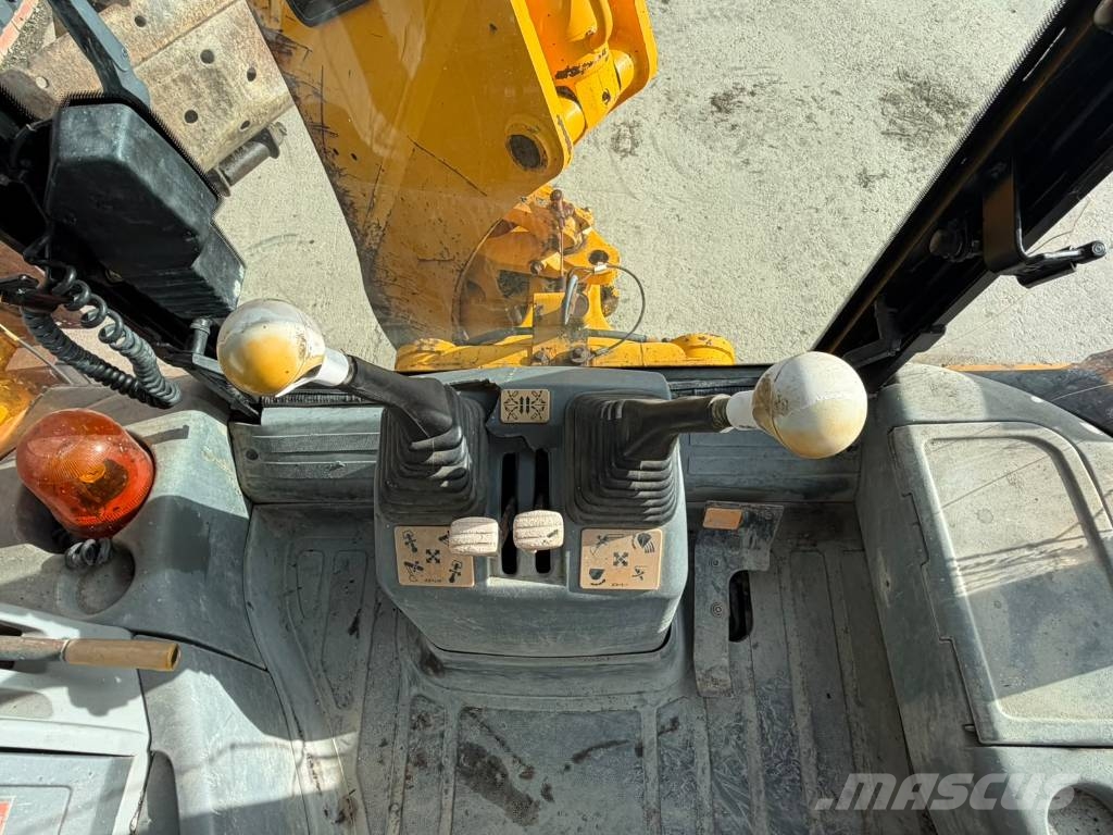 JCB 3 CX لوادر ذات جرافات عكسية