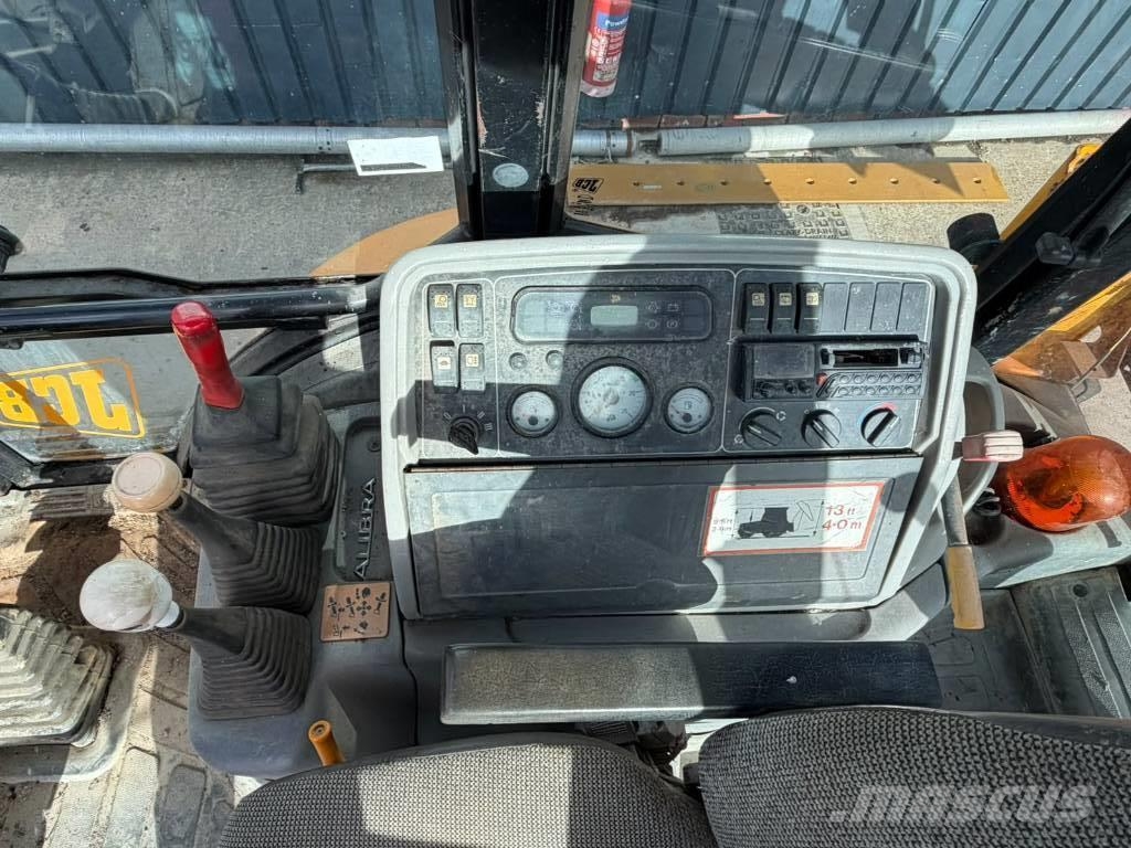 JCB 3 CX لوادر ذات جرافات عكسية