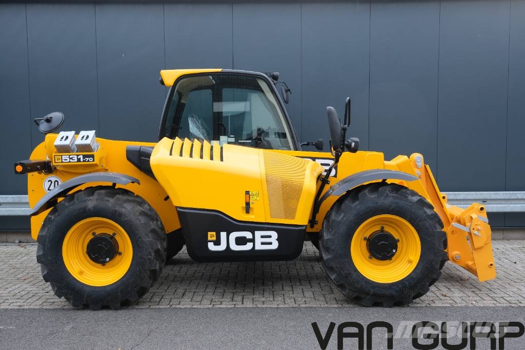 JCB 531-70 | 2024 | 82h | verreiker Telescopic handlers