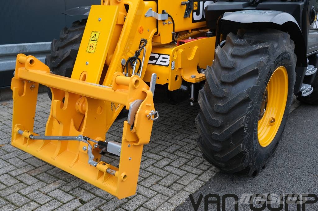 JCB 531-70 | 2024 | 82h | verreiker Telescopic handlers