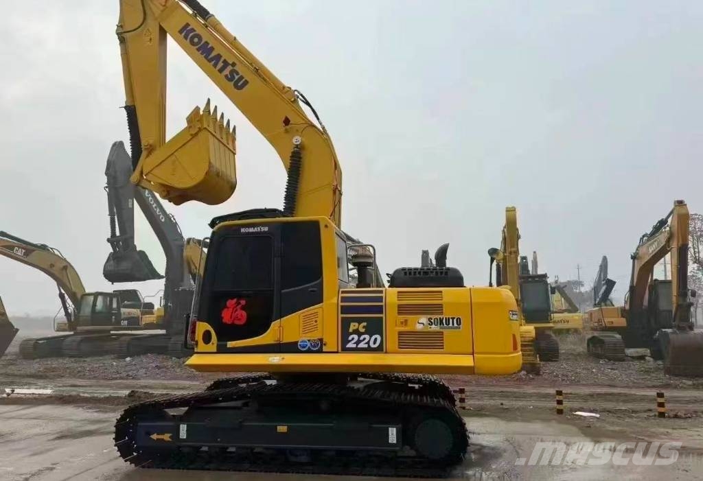 Komatsu PC 220-8 Εκσκαφείς με ερπύστριες
