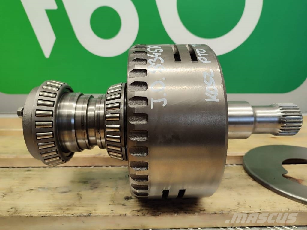 John Deere Clutch basket R152569 PTO rear JOHN DEERE 8345 R Vaihteisto