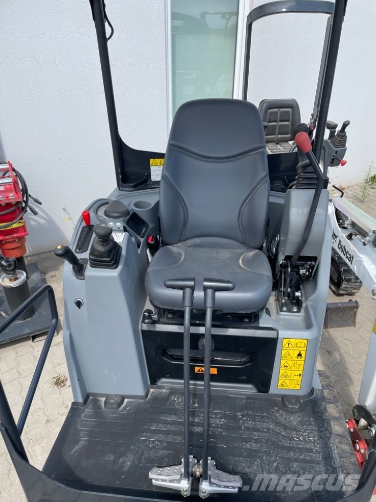 Bobcat E19 mit Schutzdach Mini excavators < 7t (Mini diggers)