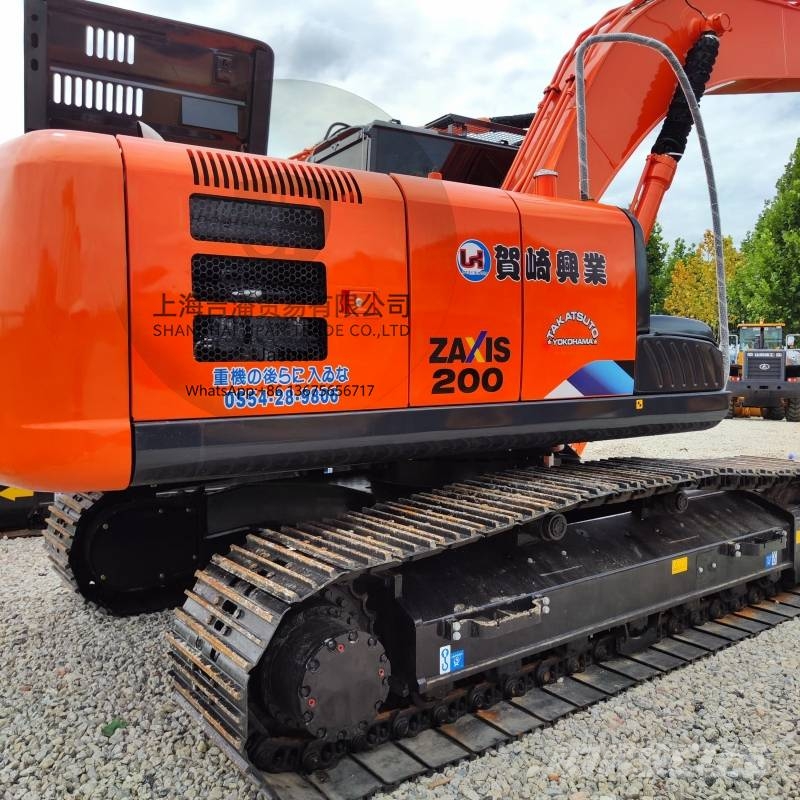 Hitachi ZX 200 履带挖掘机