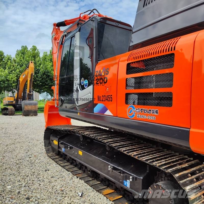 Hitachi ZX 200 履带挖掘机
